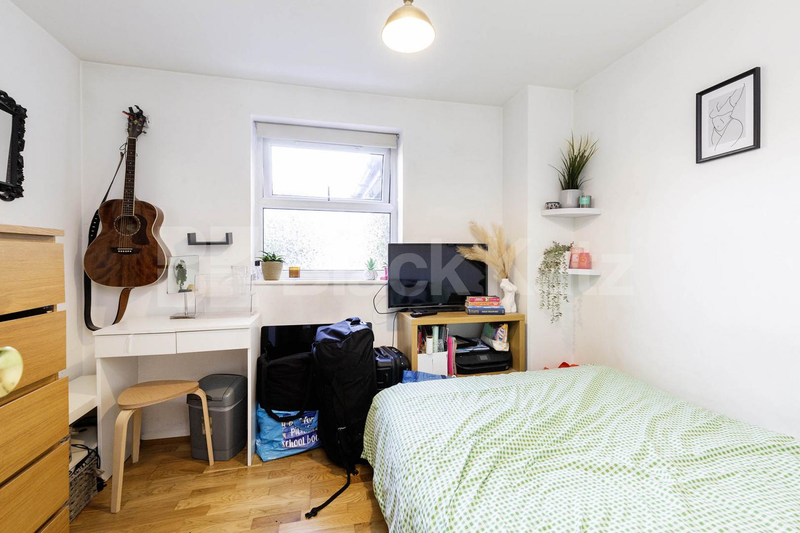 			3 Bedroom, 1 bath, 1 reception Flat			 Portland Road, Tottenham / Seven Sisters